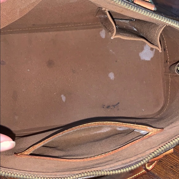 Louis Vuitton Alma Monogram Bag - Picture 4 of 6